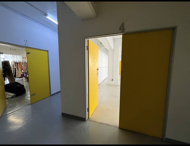 240M² BUSINESS TO LET IN WOODSTOCK